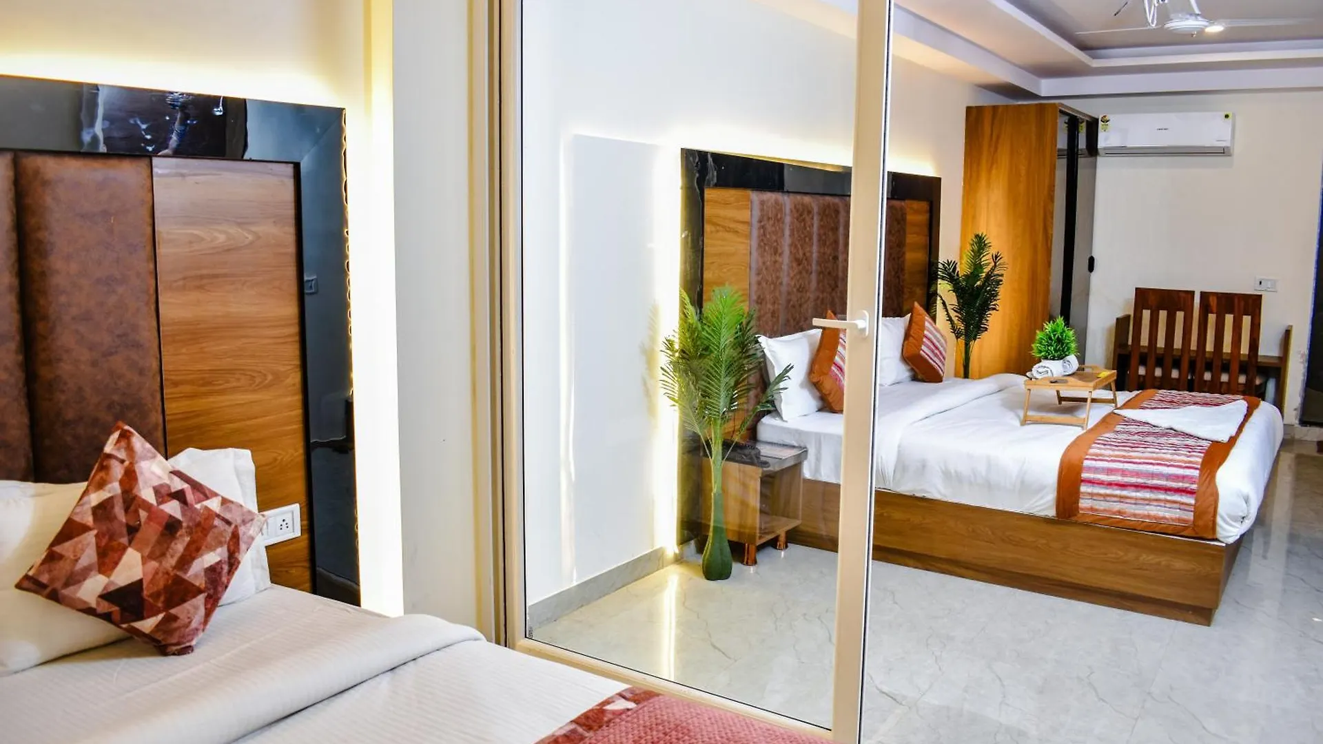 Hotel Yash Palace New Delhi 3*,  India