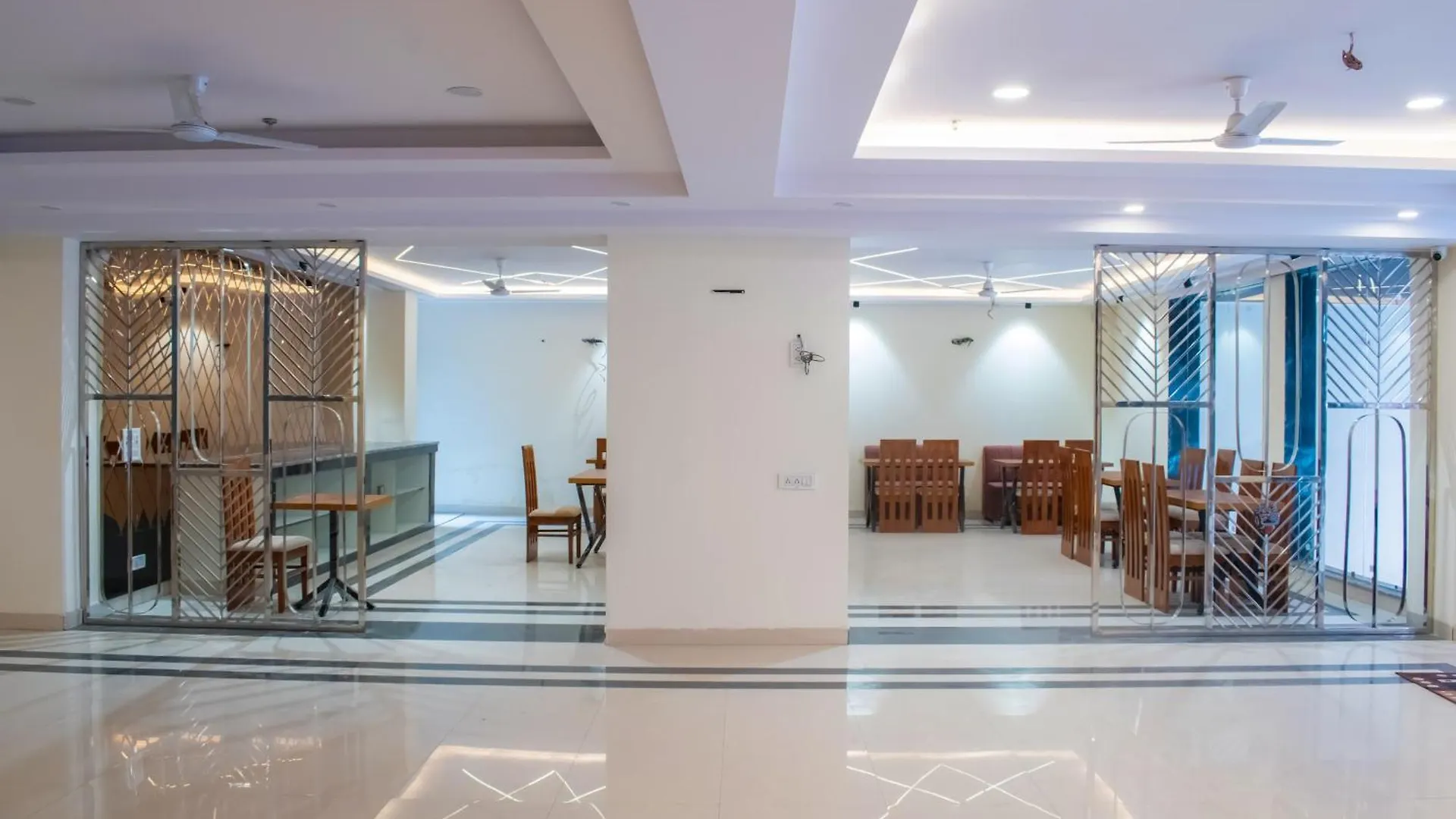 Hotel Yash Palace New Delhi